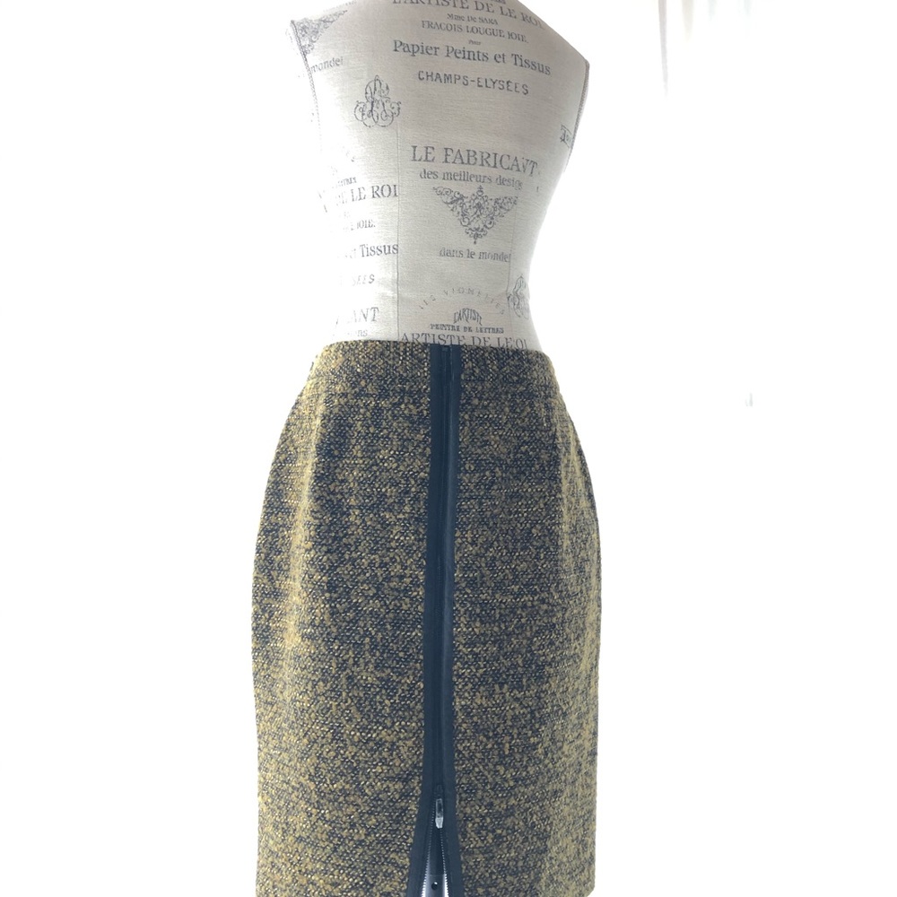 Classiques Entier Back Zipper Knitted Skirt - Picture 7 of 13